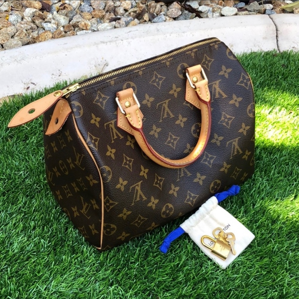 Authentic Louis Vuitton Speedy 25 bag